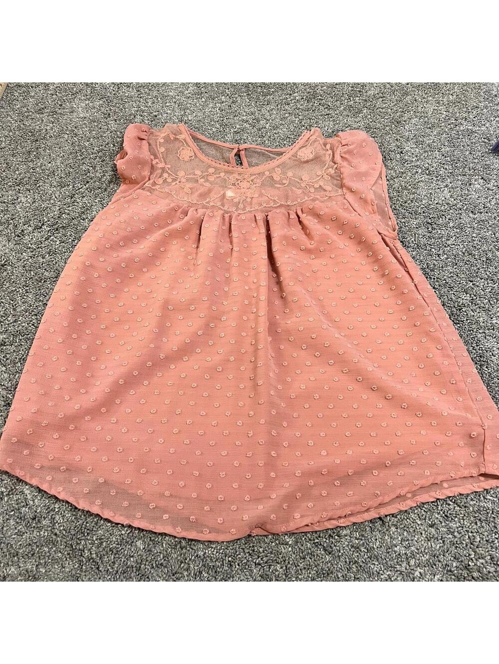 Mine Women's Peach Blouse size Small